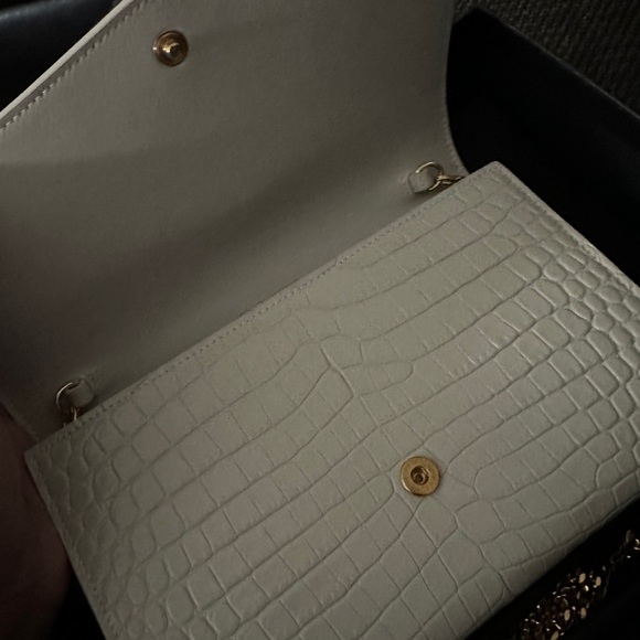 YSL uptown chain crocodile embossed shiny leather - Picture 9 of 9